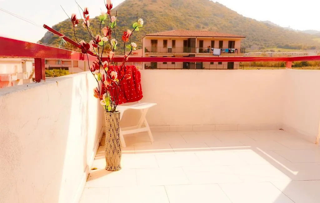 Casa Filippa & Case Charlotte, Mongiove Al Mare