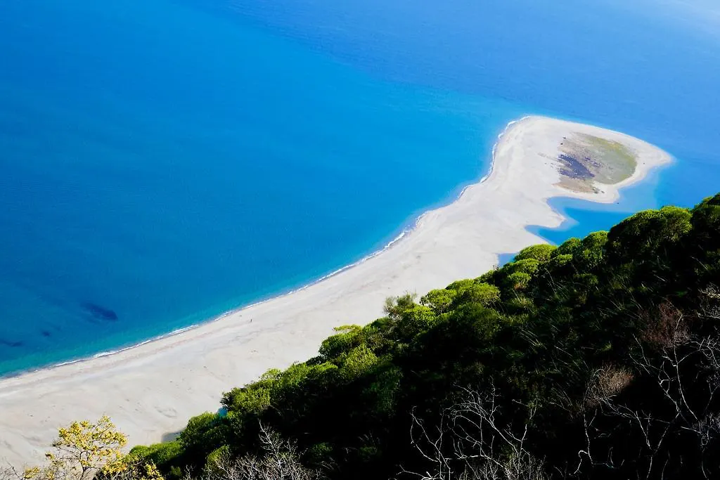 Casa Filippa & Case Charlotte, Mongiove Al Mare Italy